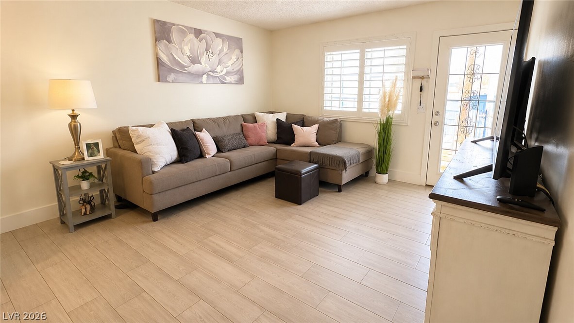 Photo 4 of 2140 Petersham Court #B