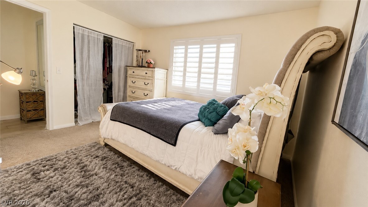 Photo 16 of 22, 2140 Petersham Court #B