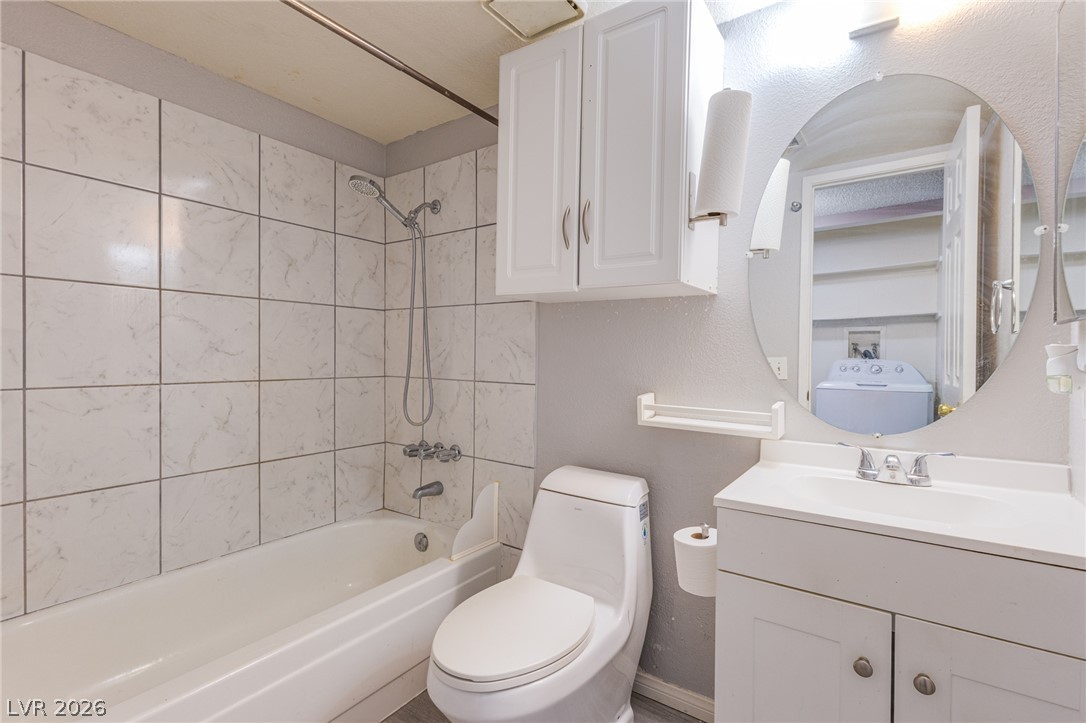 Photo 9 of 17, 3411 Civic Center Drive #A