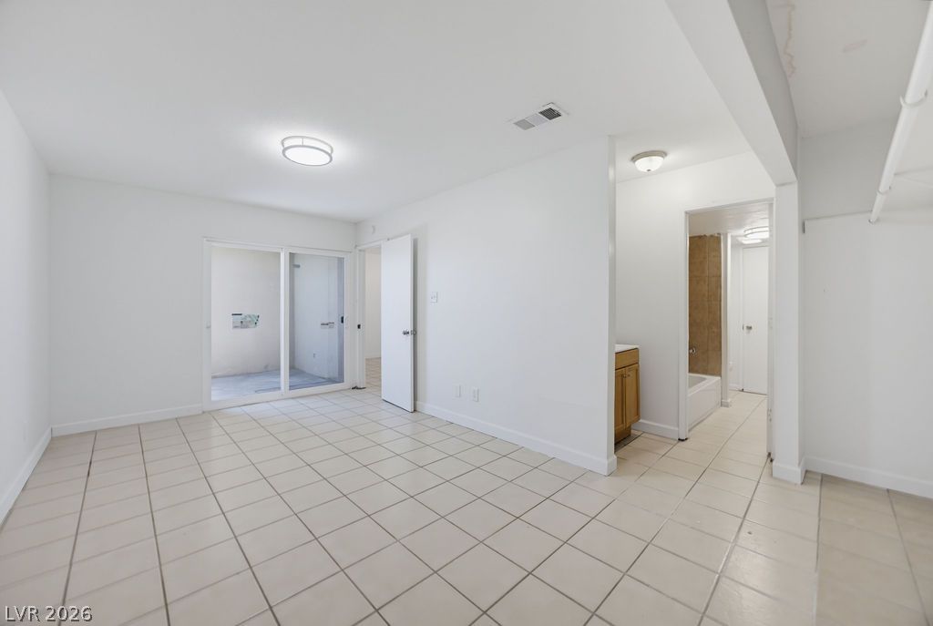 Photo 35 of 62, 716 N 11th Street