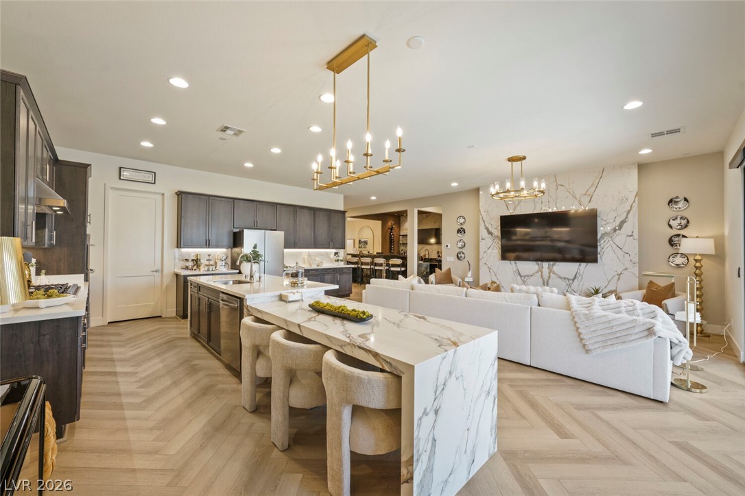 9306 Sierra De Luna Court, Las Vegas