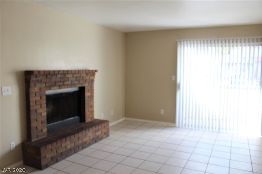 Photo 3 of 3770 Shirebrook Drive #75