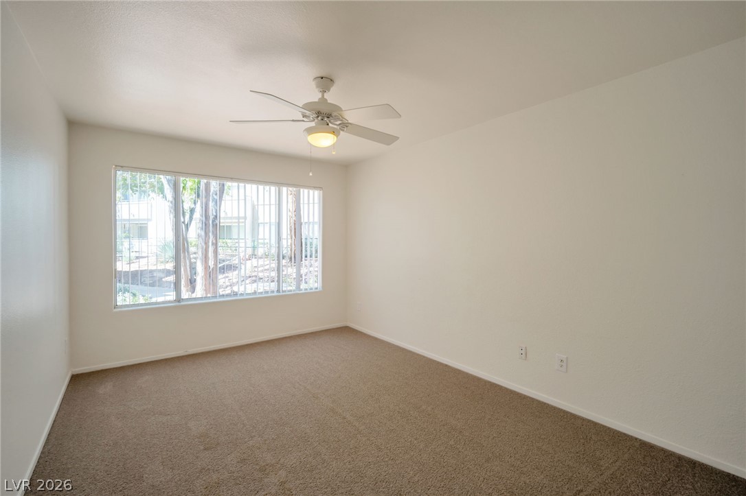 Photo 9 of 17, 3046 Tarpon Drive #101