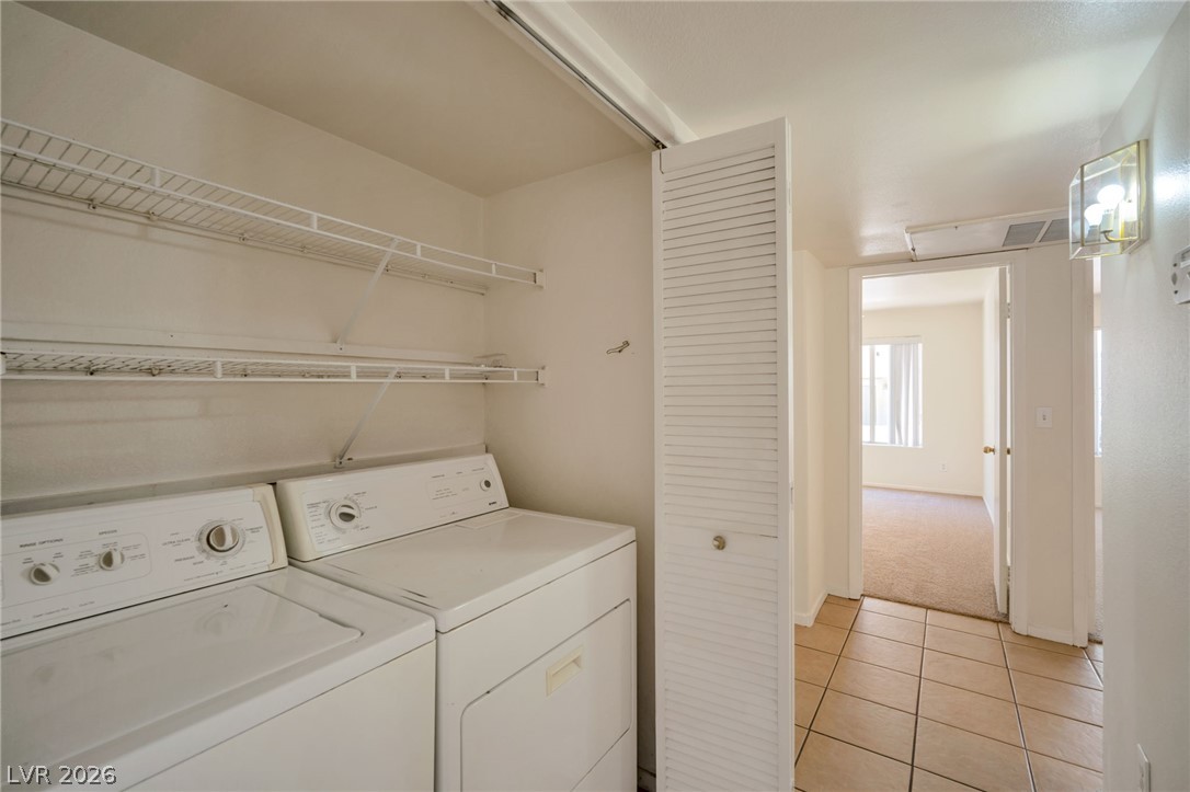 Photo 15 of 17, 3046 Tarpon Drive #101