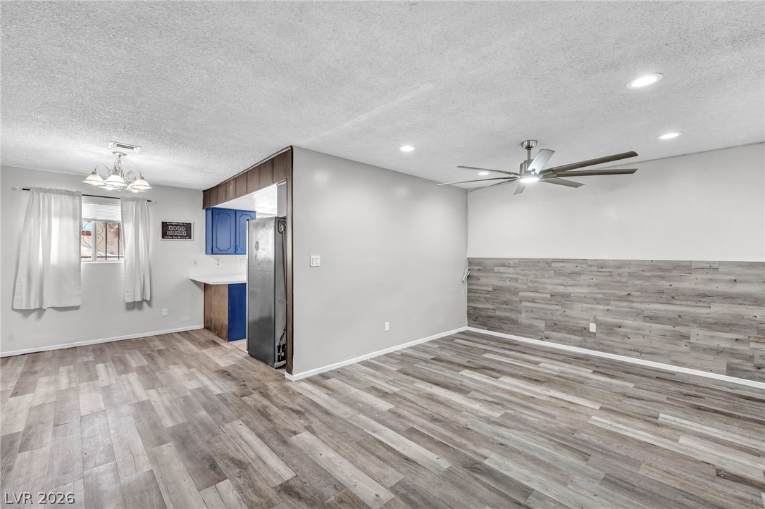 Photo 7 of 27, 4607 Monterey Circle #1