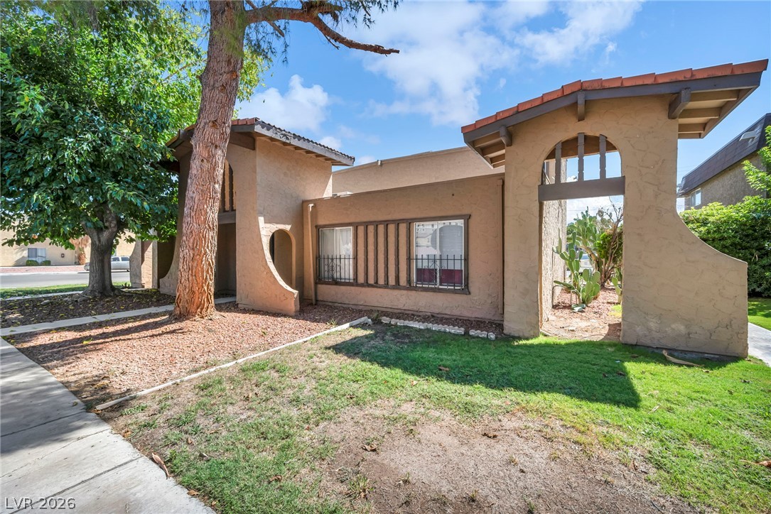 Photo 25 of 27, 4607 Monterey Circle #1