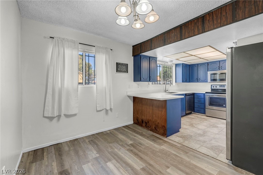 Photo 9 of 27, 4607 Monterey Circle #1