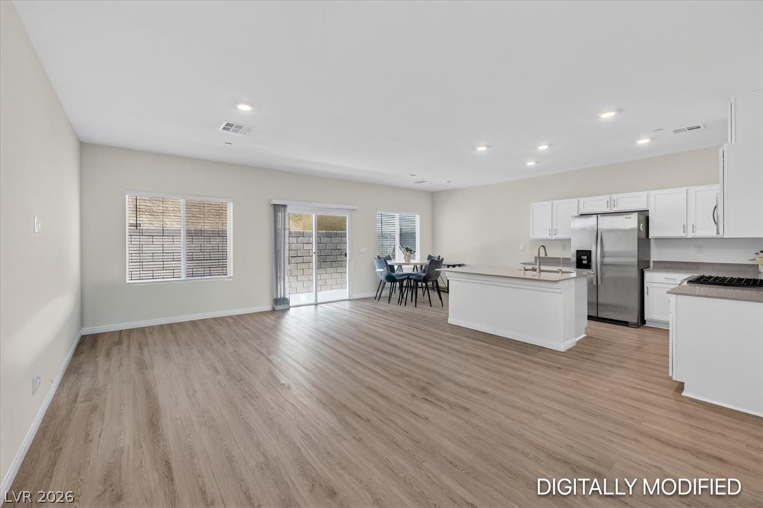 Photo 5 of 10036 Ullom Drive