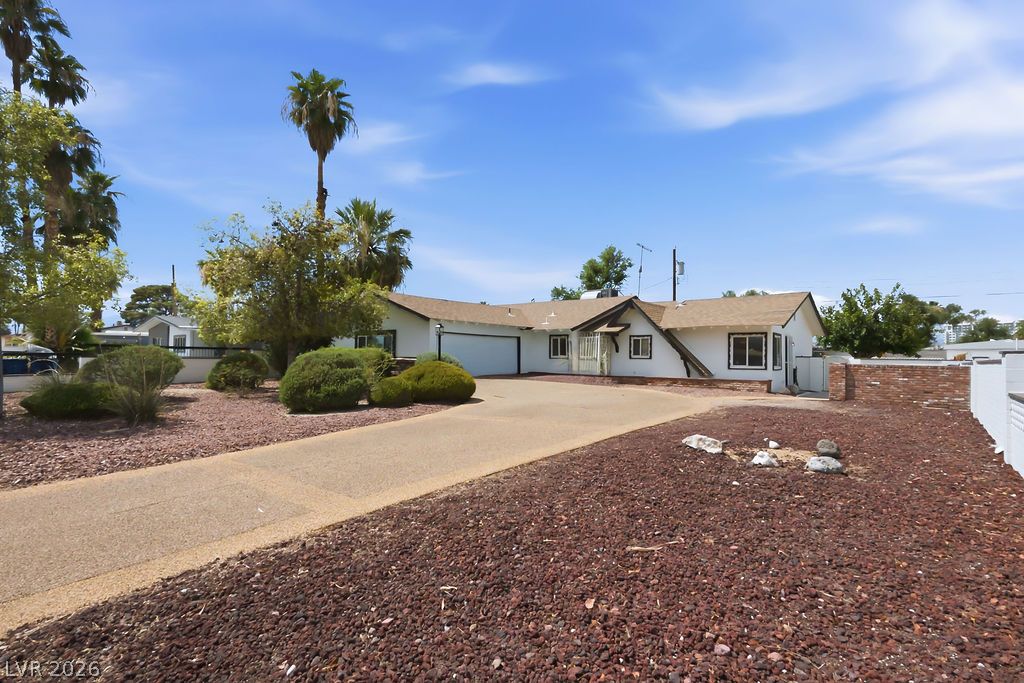 551 E Oakey Boulevard, Las Vegas