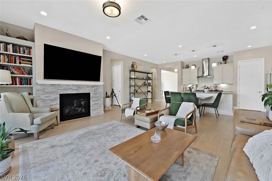 12350 Tudor Arch Drive, Las Vegas 89138
