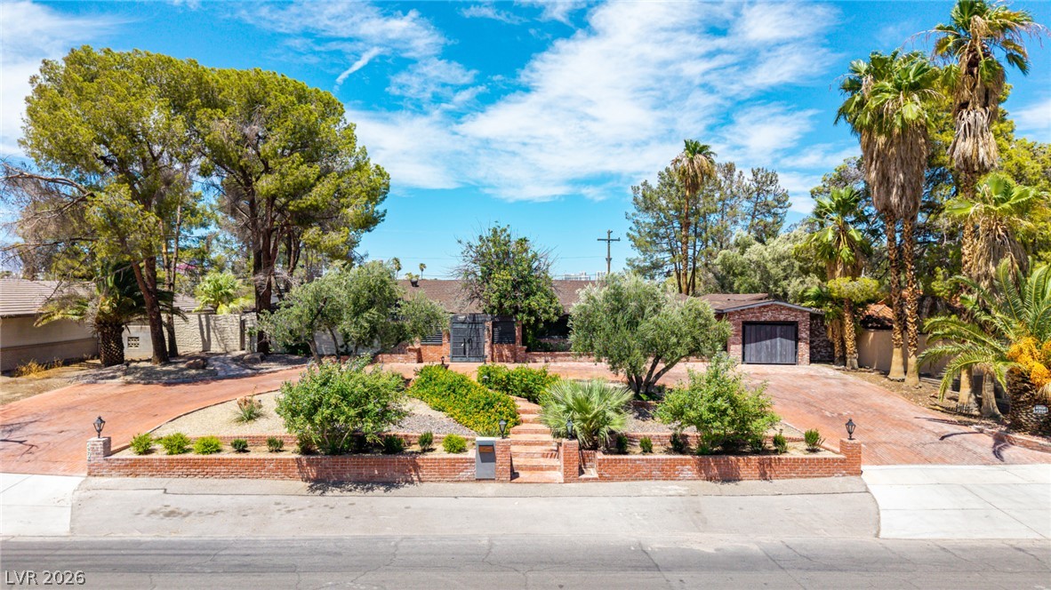 Photo 2 of 1572 Santa Anita Drive