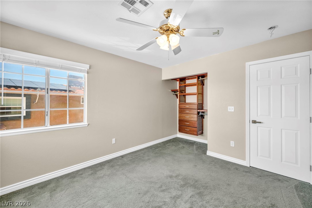 Photo 37 of 86, 7529 W Gilmore Avenue