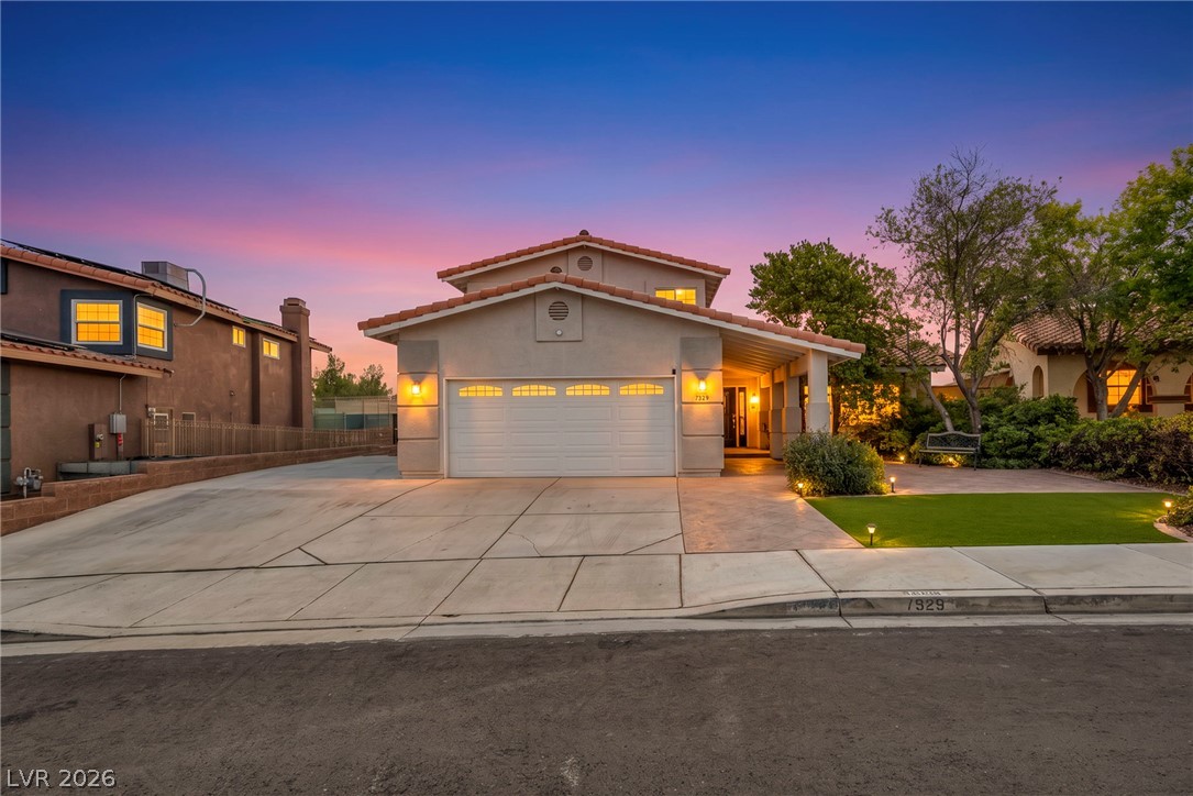 7529 W Gilmore Avenue, Las Vegas 89129