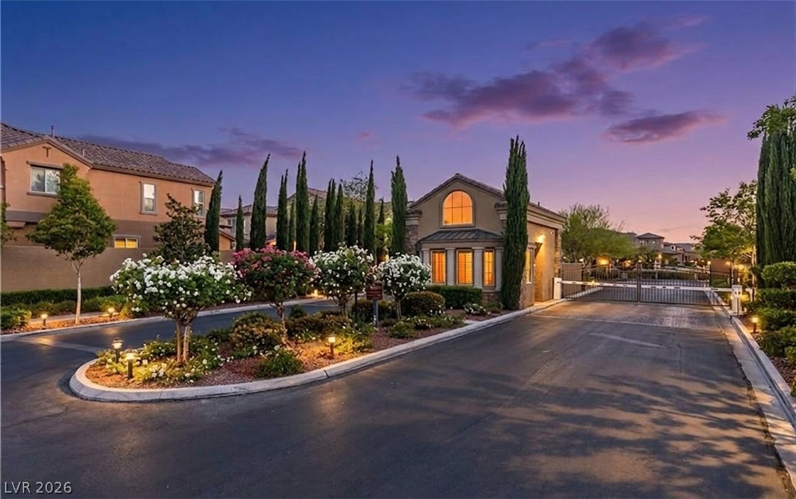 11290 Corsica Mist Avenue, Las Vegas 89135