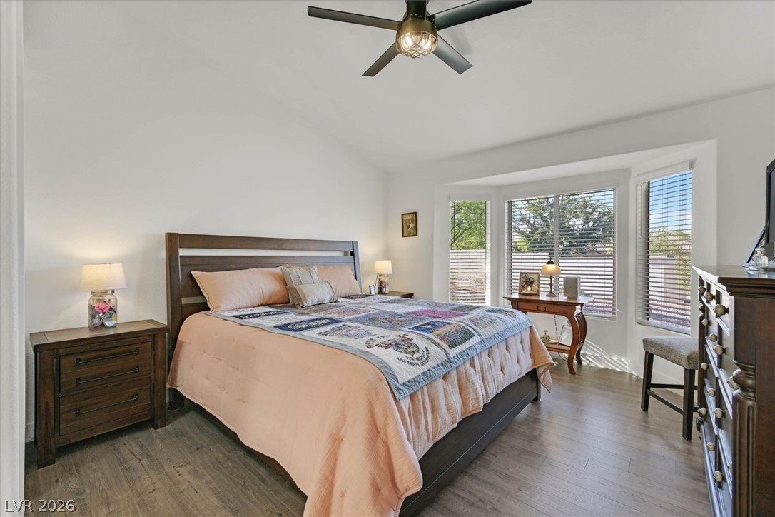 Photo 14 of 42, 10008 Bundella Drive