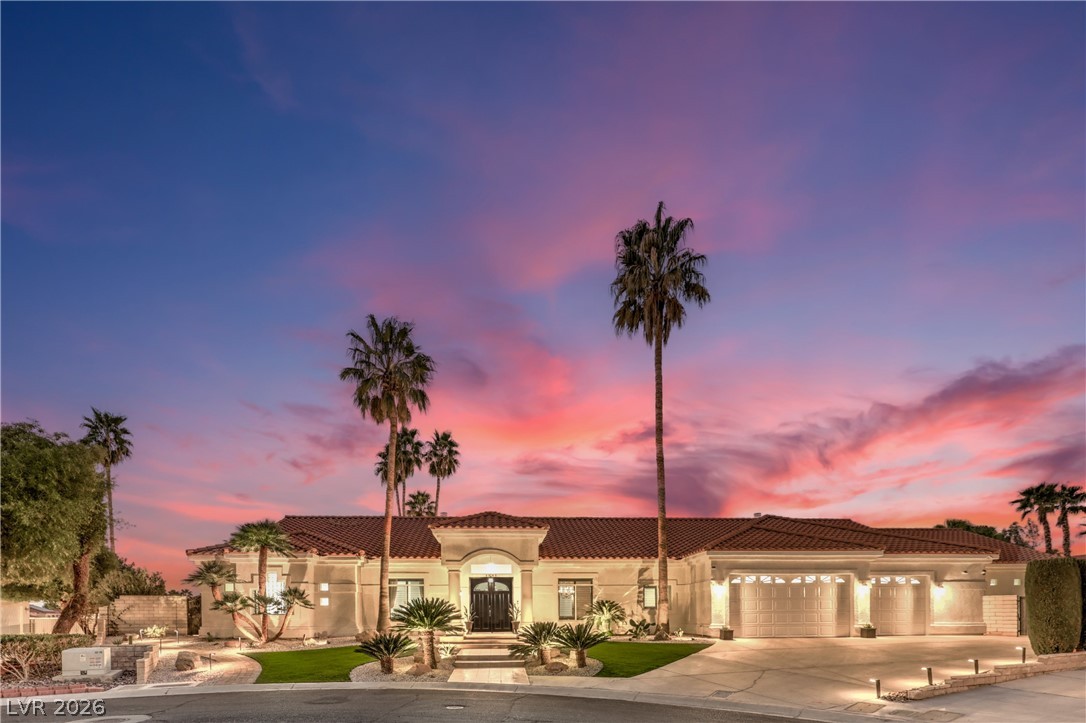 1941 Black Water Court, Las Vegas