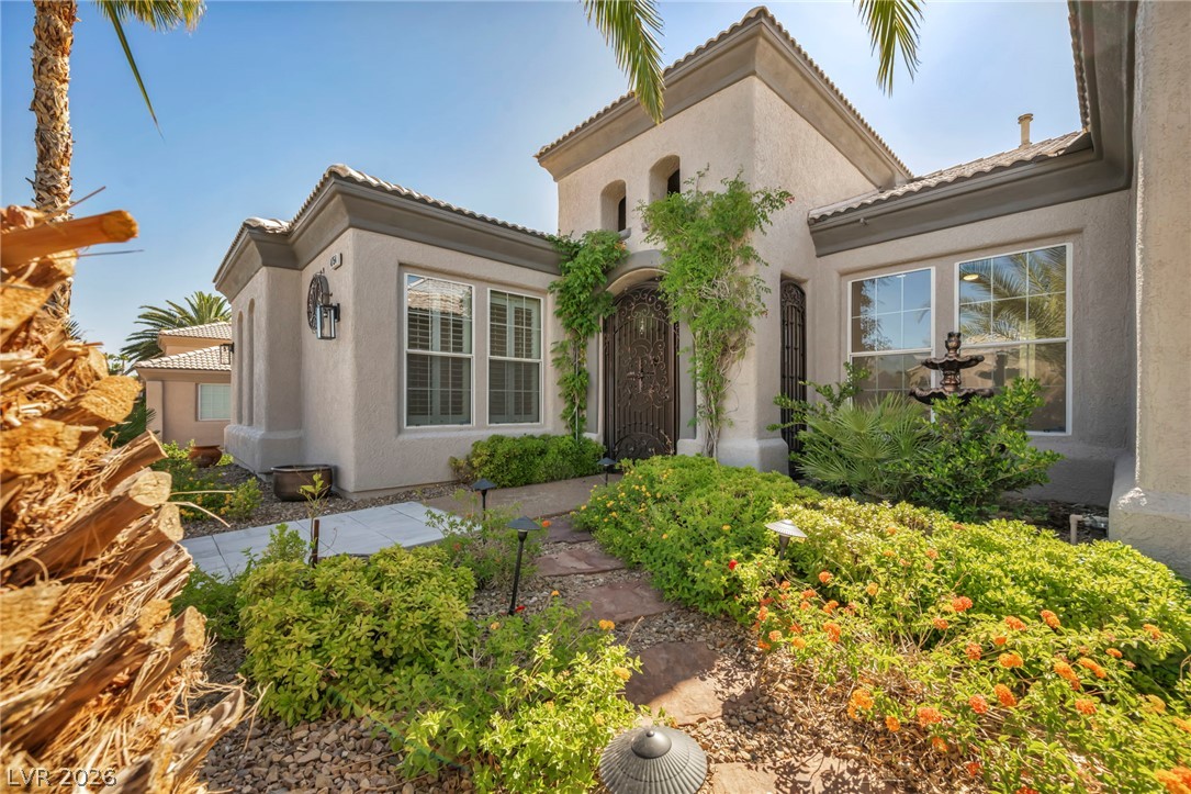 Photo 3 of 4754 Riva De Romanza Street