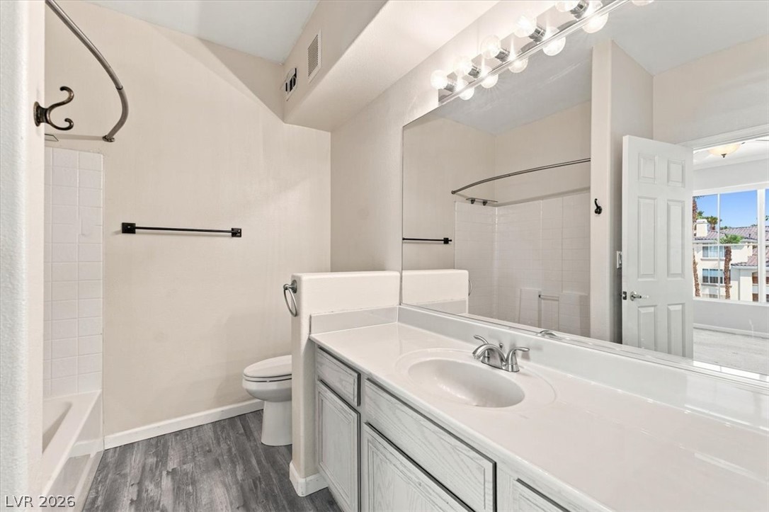 Photo 13 of 29, 7167 S Durango Drive #307