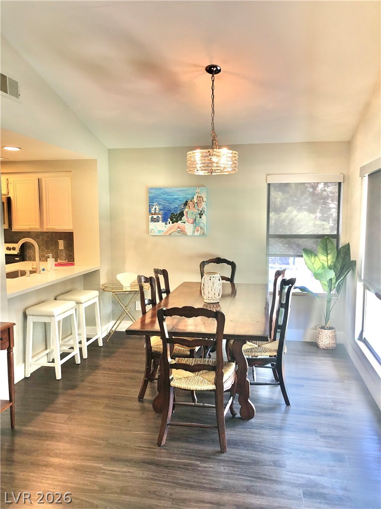 Photo 9 of 37, 8917 ANTIOCH Way