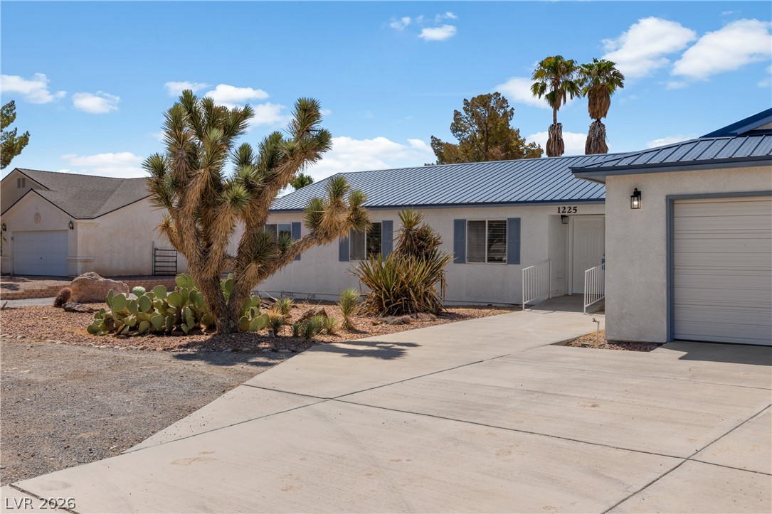 Photo 56 of 79, 1225 W Cottonwood Avenue