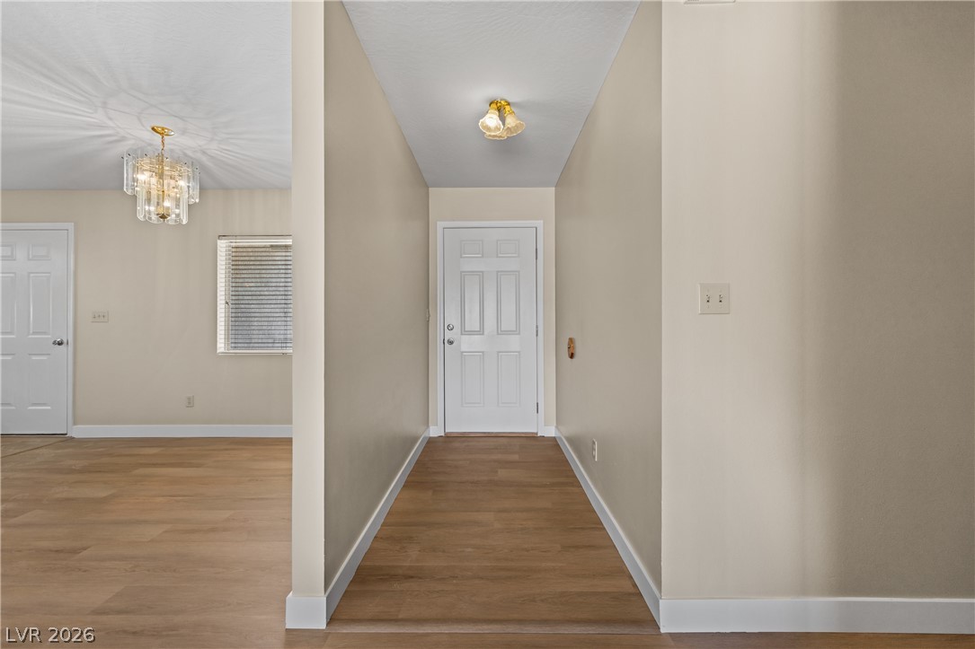 Photo 2 of 1225 W Cottonwood Avenue