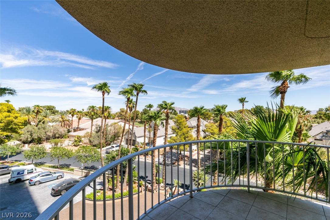 Photo 22 of 40, 3111 Bel Air Drive #4F