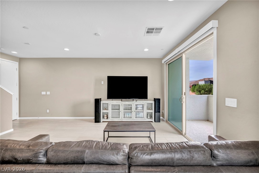 Photo 10 of 56, 11238 Essence Point Avenue #202