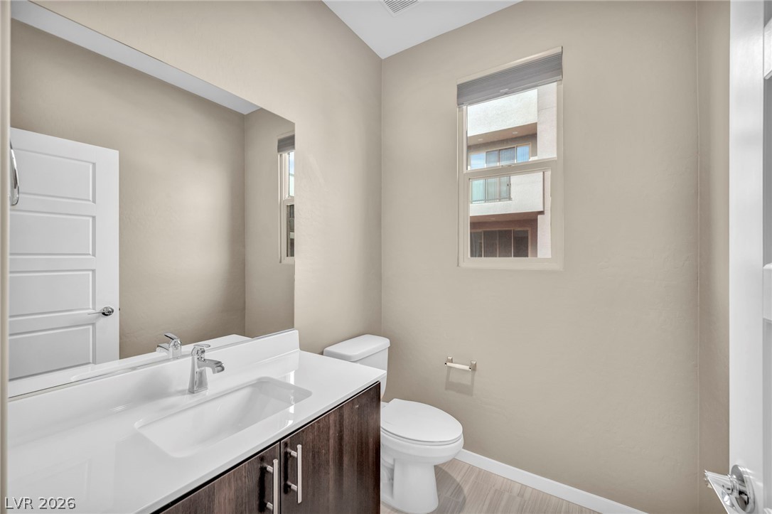 Photo 33 of 56, 11238 Essence Point Avenue #202