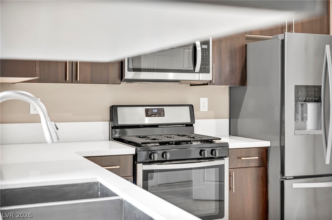 Photo 14 of 56, 11238 Essence Point Avenue #202