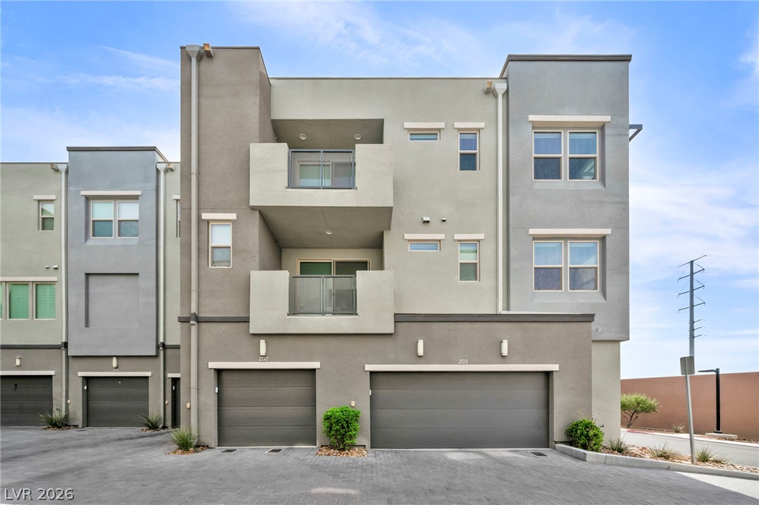 Photo 40 of 56, 11238 Essence Point Avenue #202