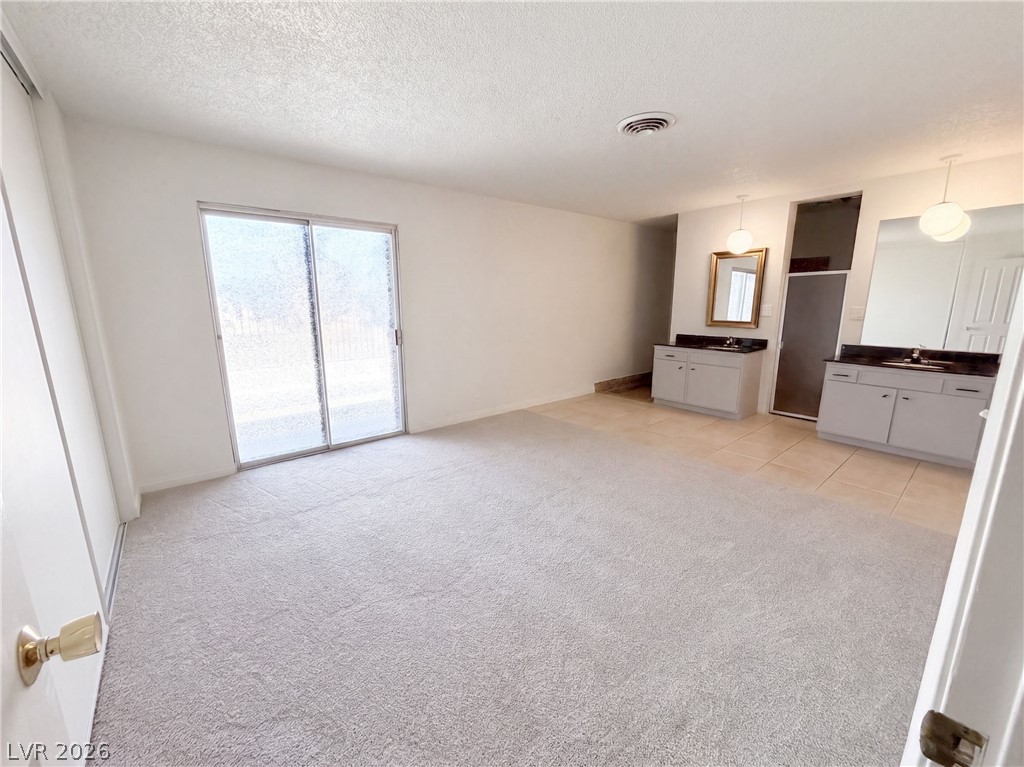 Photo 4 of 1483 Pawnee Drive