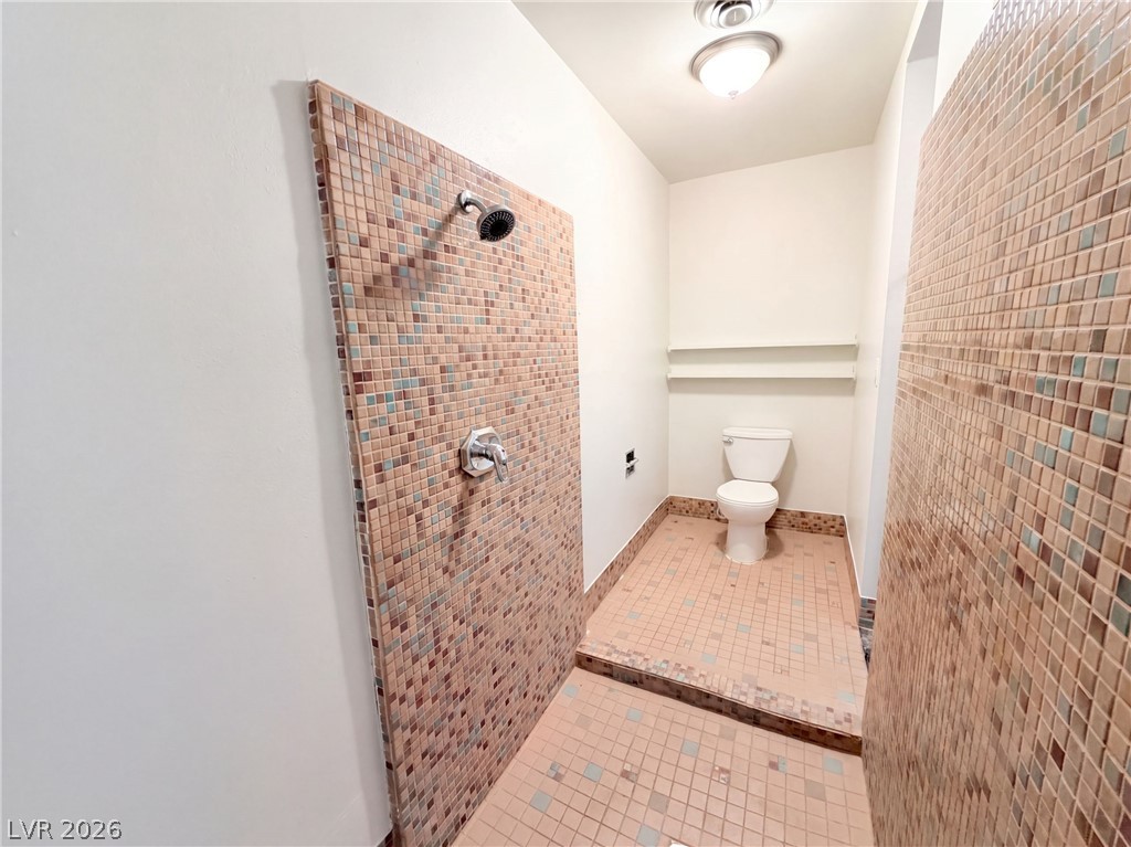 Photo 18 of 41, 1483 Pawnee Drive