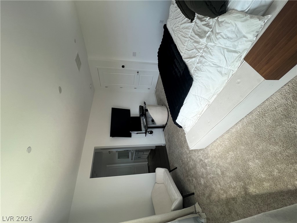 Photo 10 of 12, 862 Camargo Street