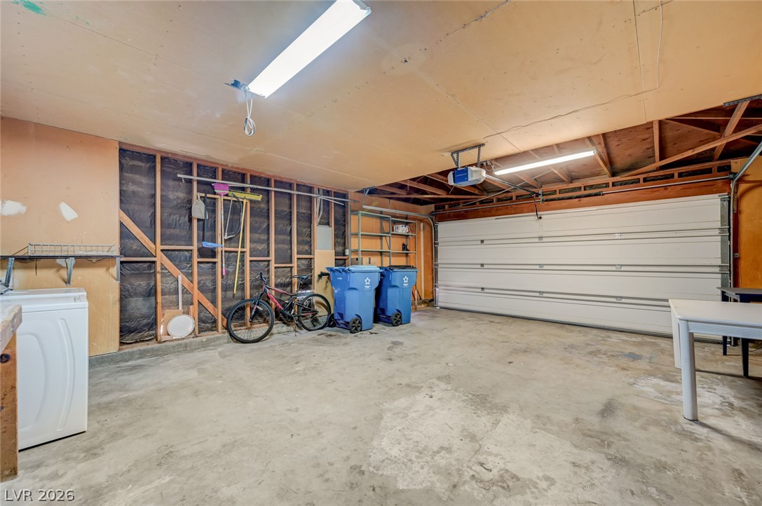 Photo 33 of 47, 1209 Meadbrook Street