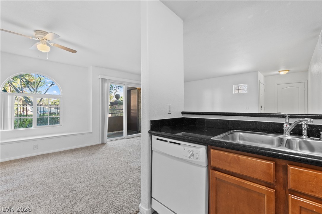 Photo 7 of 27, 9325 W Desert Inn Road #190