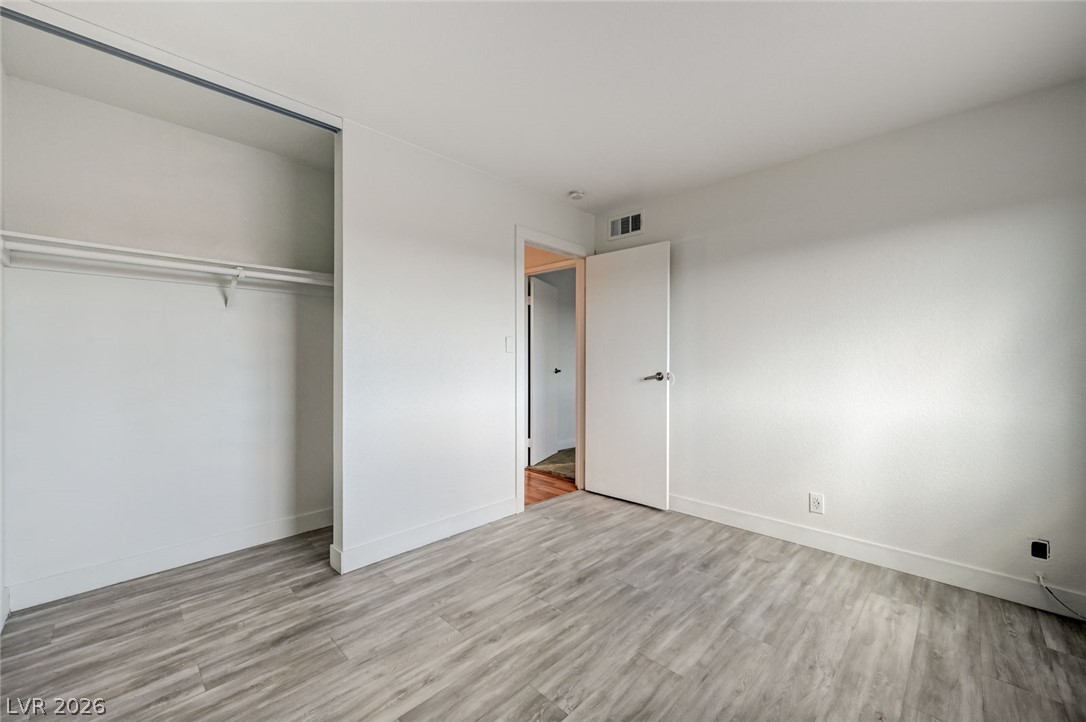 Photo 32 of 57, 3933 Manford Circle