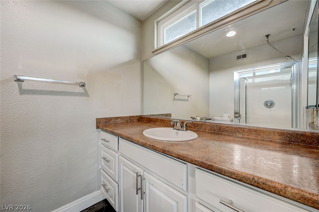 Photo 40 of 57, 3933 Manford Circle