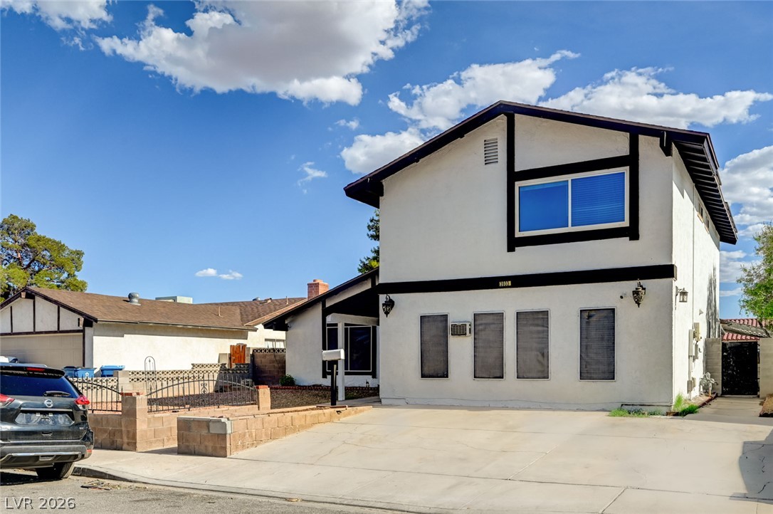Photo 2 of 3933 Manford Circle