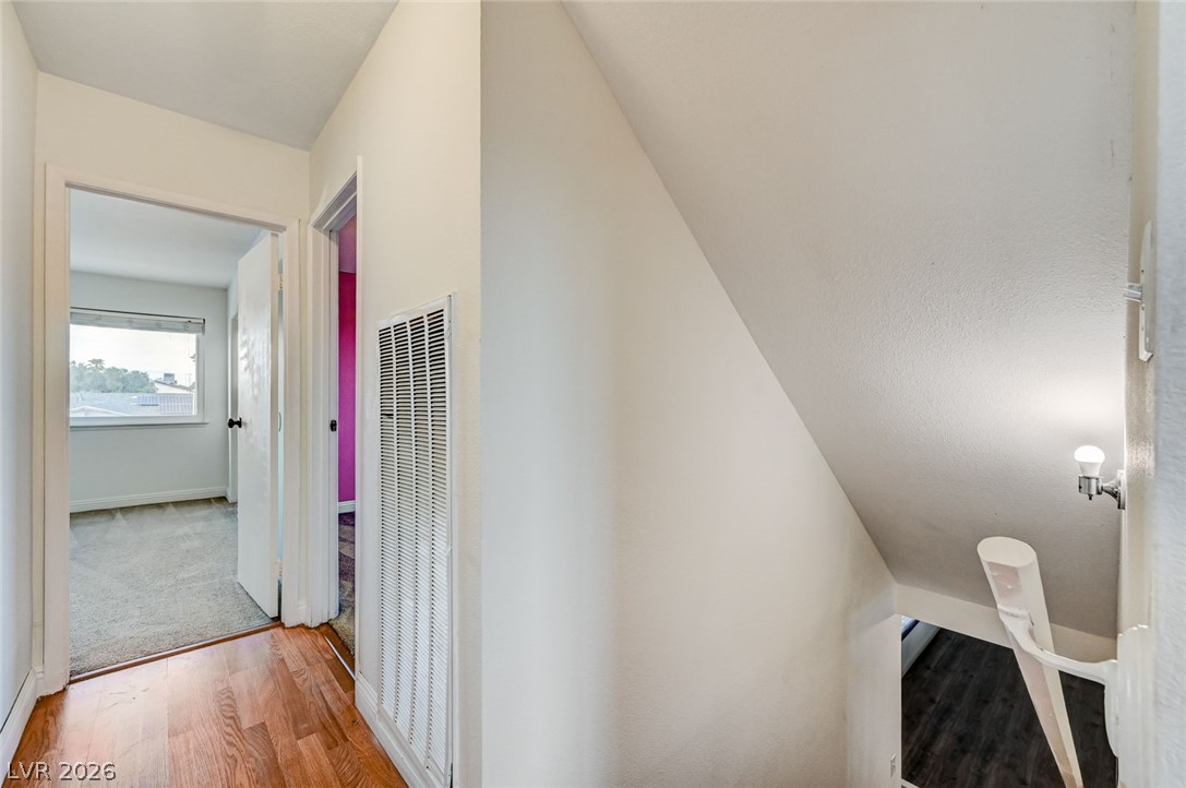 Photo 26 of 57, 3933 Manford Circle