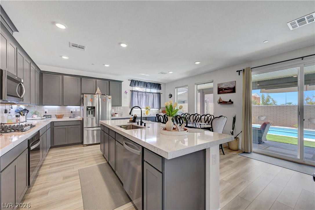 Photo 19 of 59, 863 Metromont Court