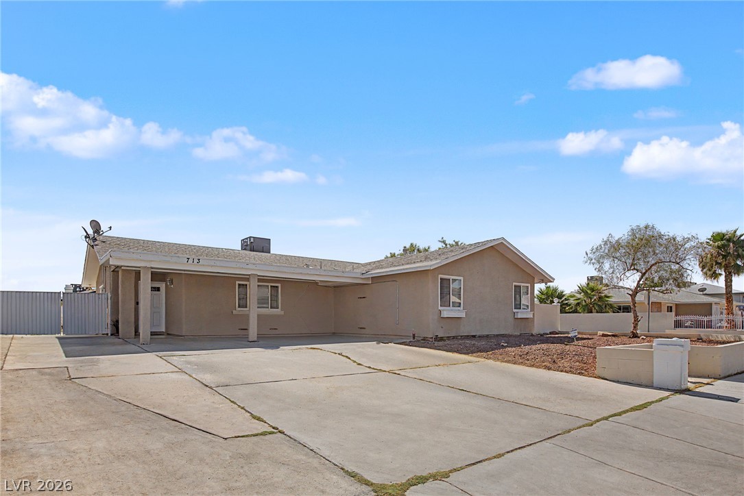 Photo 4 of 713 Vincent Way