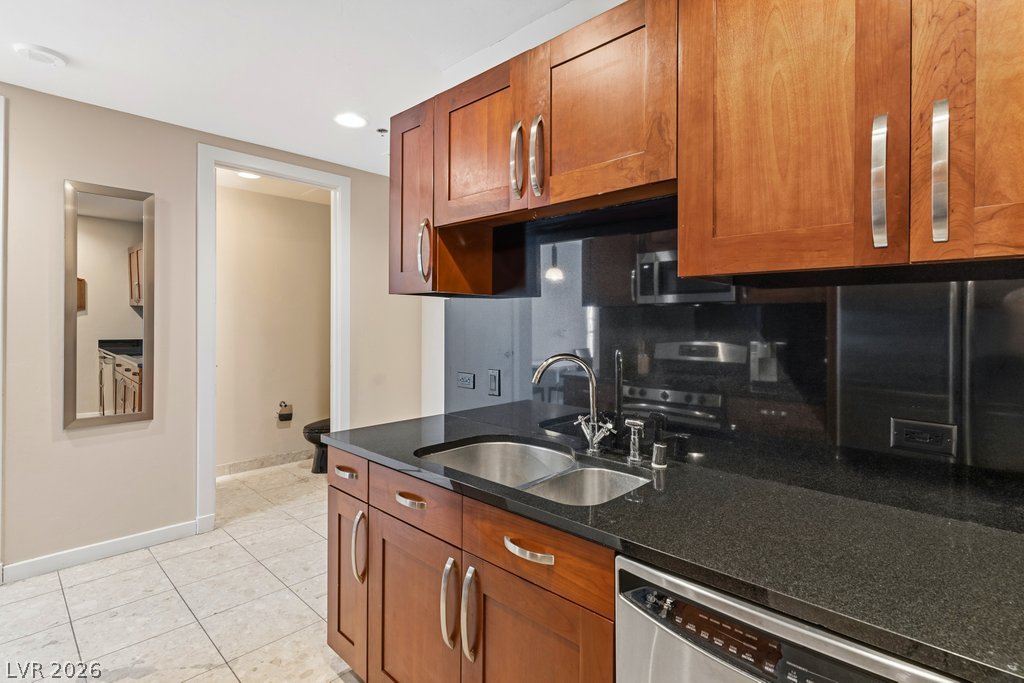 Photo 11 of 38, 4525 Dean Martin Drive #402