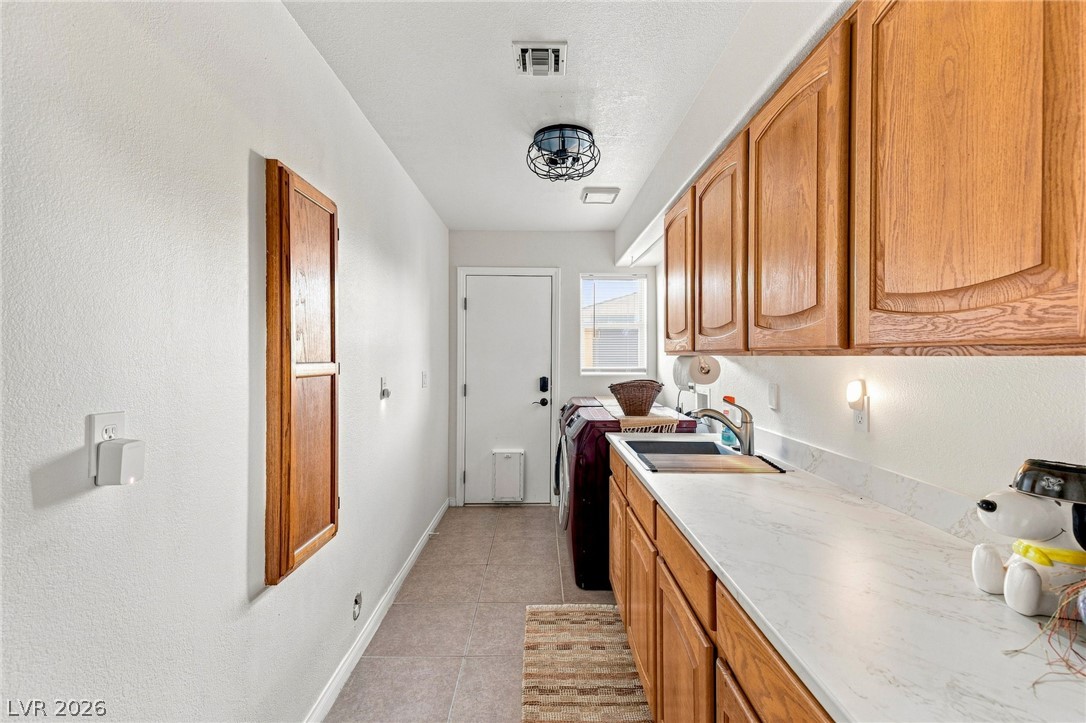 Photo 42 of 51, 1720 Fairgate Court