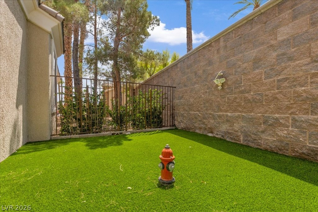 Photo 33 of 44, 4507 Denaro Drive