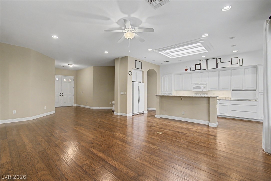 Photo 5 of 2557 Forest City Drive