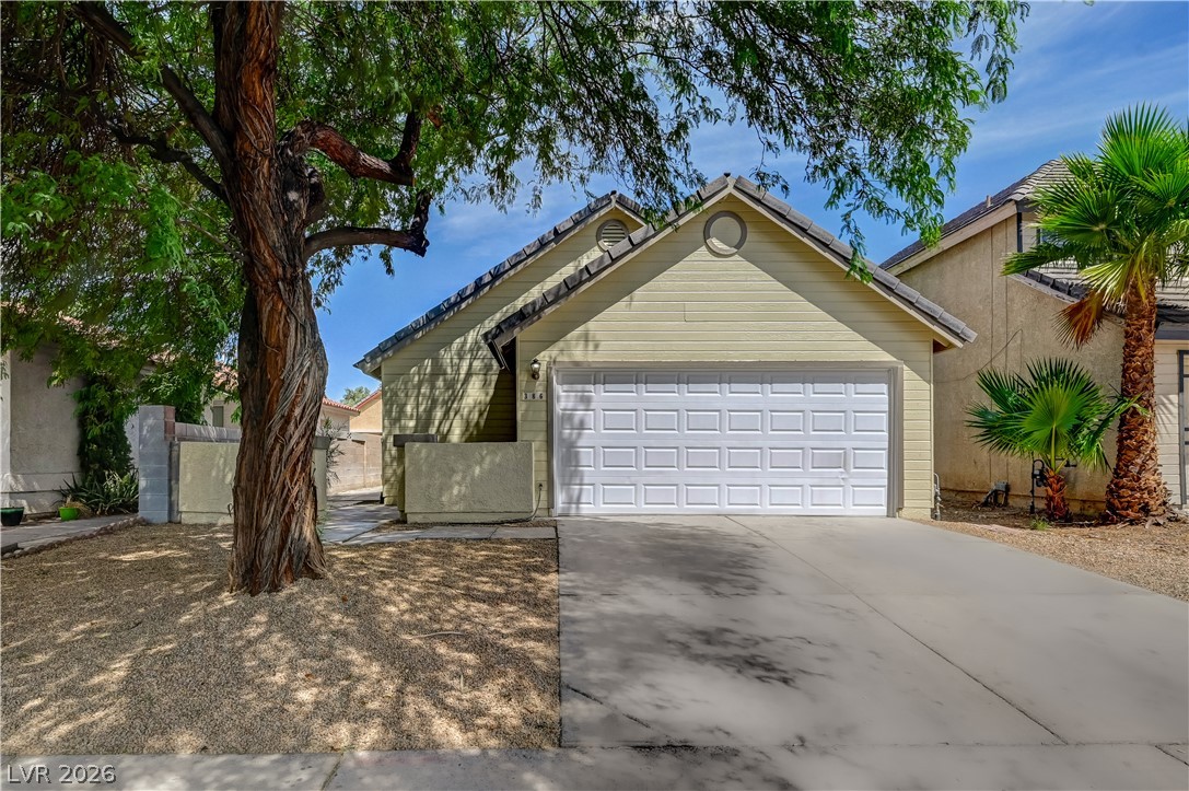 386 El Pico Drive, Henderson