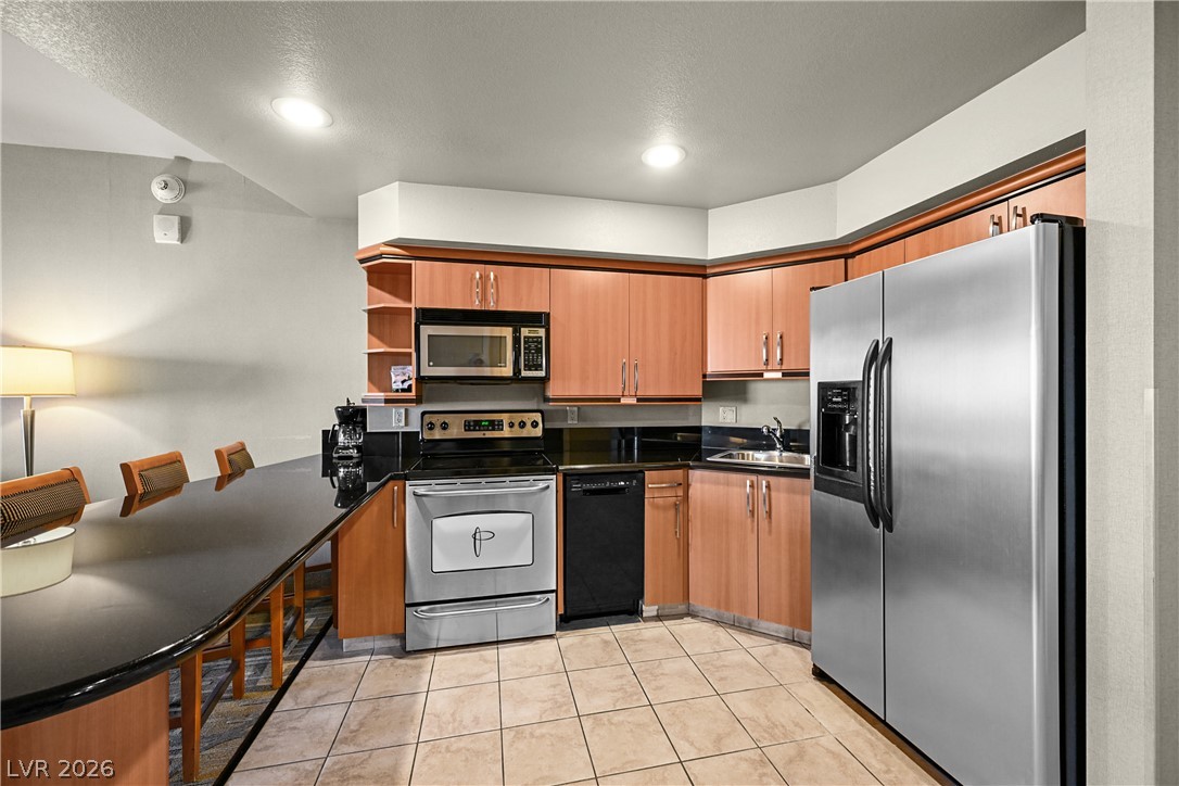 Photo 3 of 211 E Flamingo Road #1407