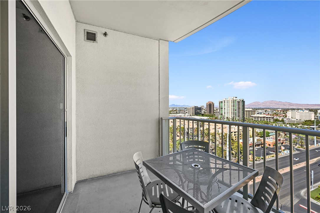 Photo 17 of 22, 211 E Flamingo Road #1407