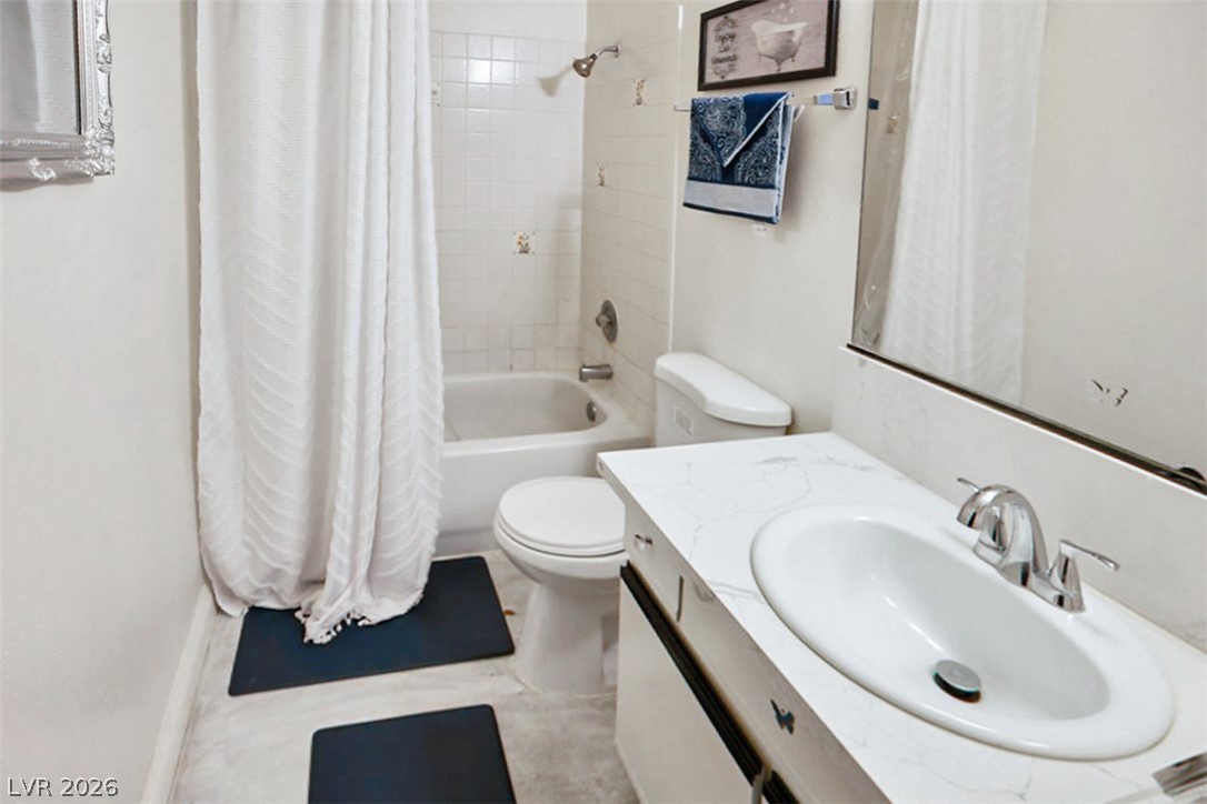 Photo 17 of 30, 2080 Karen Avenue #94