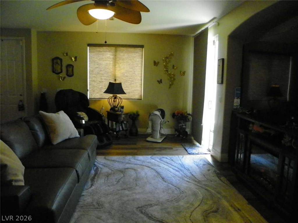 Photo 17 of 37, 6233 Ordaz Avenue #103